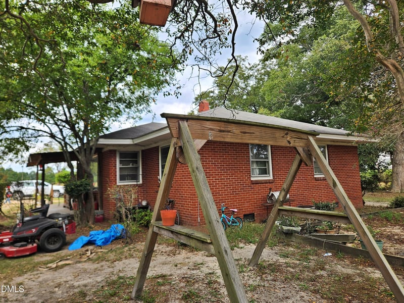 1139 Stockyard Rd, Lillington, NC 27546