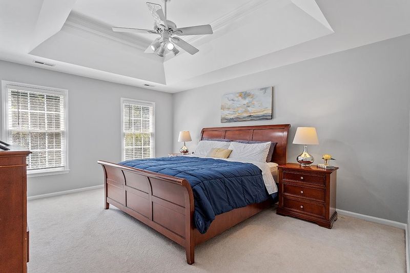 114 Ashwyn Ct, Cary, NC 27518