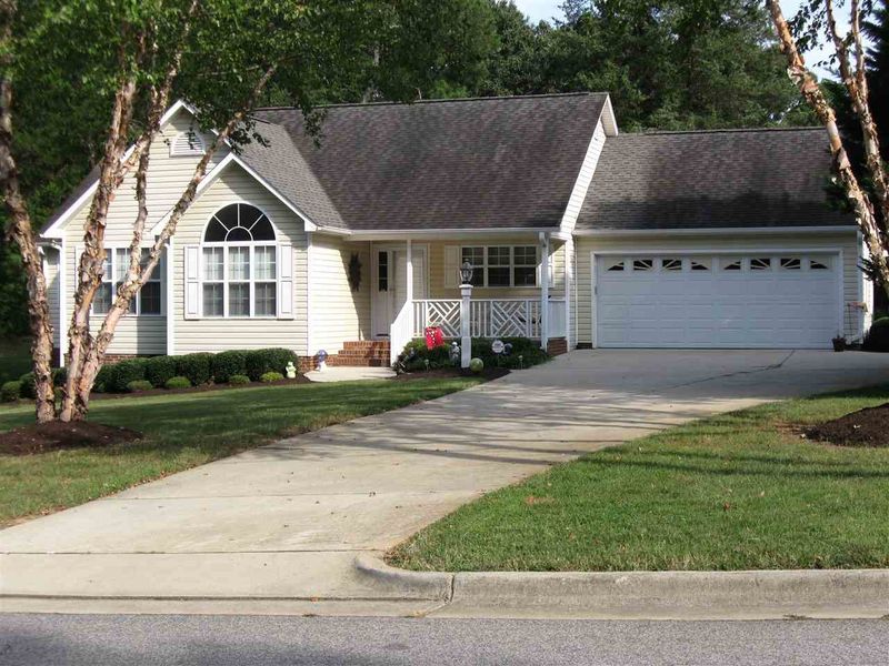 114 Baldwin Dr, Durham, NC 27712