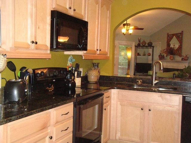 114 Boldleaf Ct, Cary, NC 27513