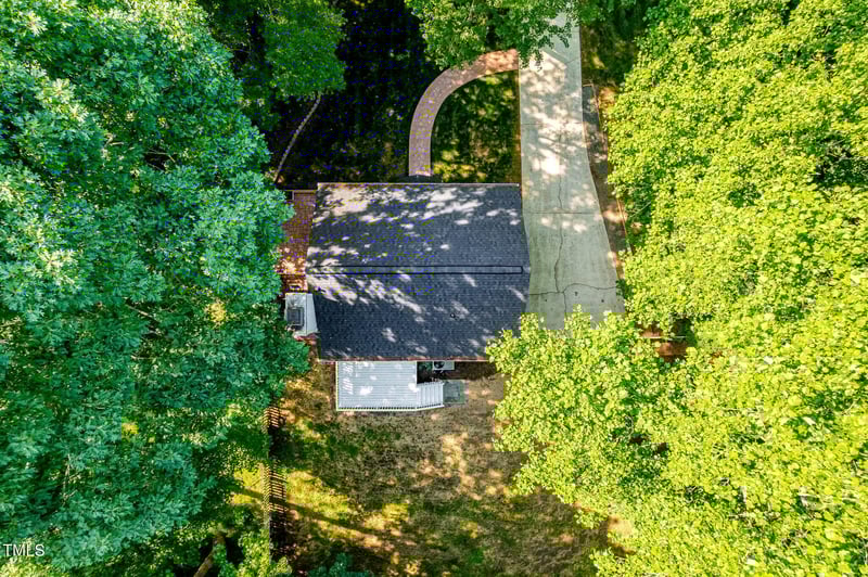 114 Bonaparte Dr, Hillsborough, NC 27278