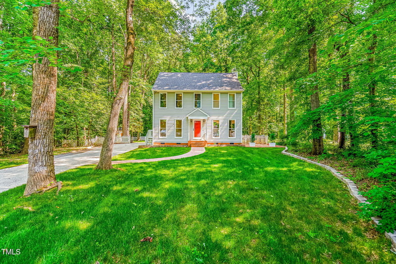 114 Bonaparte Dr, Hillsborough, NC 27278