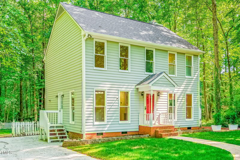 114 Bonaparte Dr, Hillsborough, NC 27278