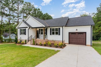 114 Brentwood Cir, Angier, NC 27501