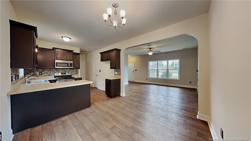 114 Carter Dr, Sanford, NC 27332