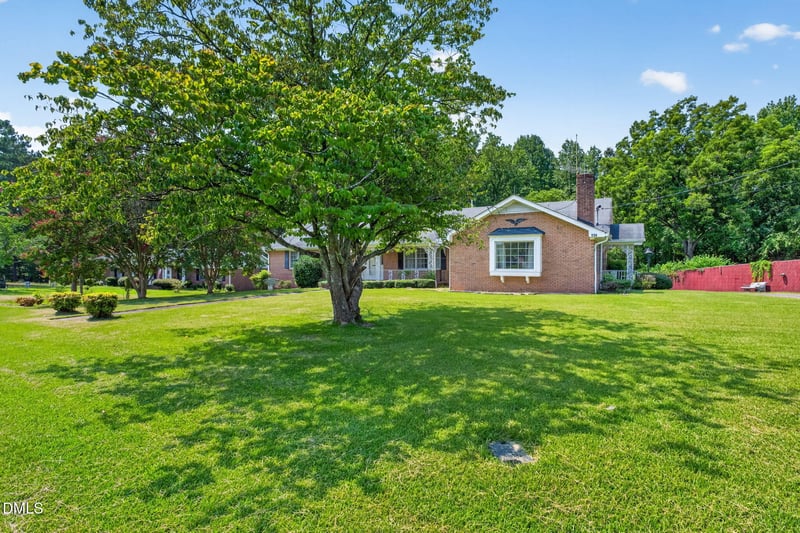 114 Castle Cir, Smithfield, NC 27577