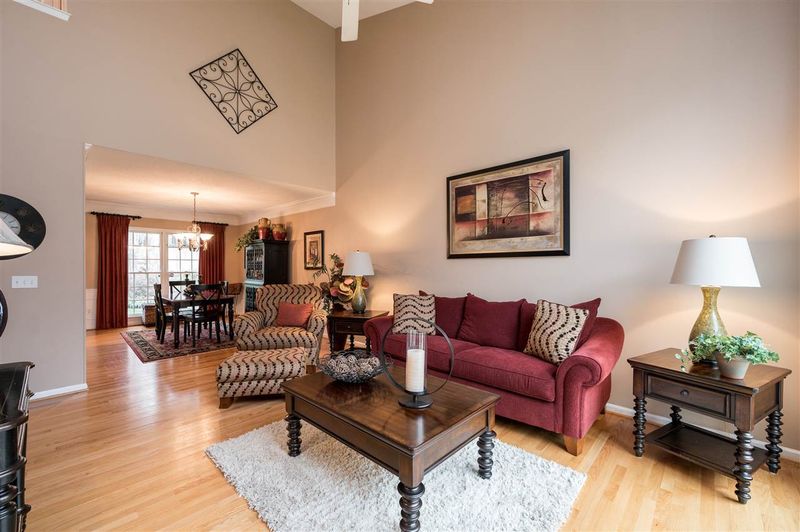 114 Catherwood Pl, Cary, NC 27518