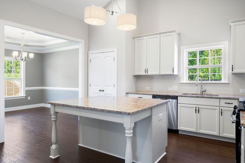 114 E Caxton Ct, Clayton, NC 27527