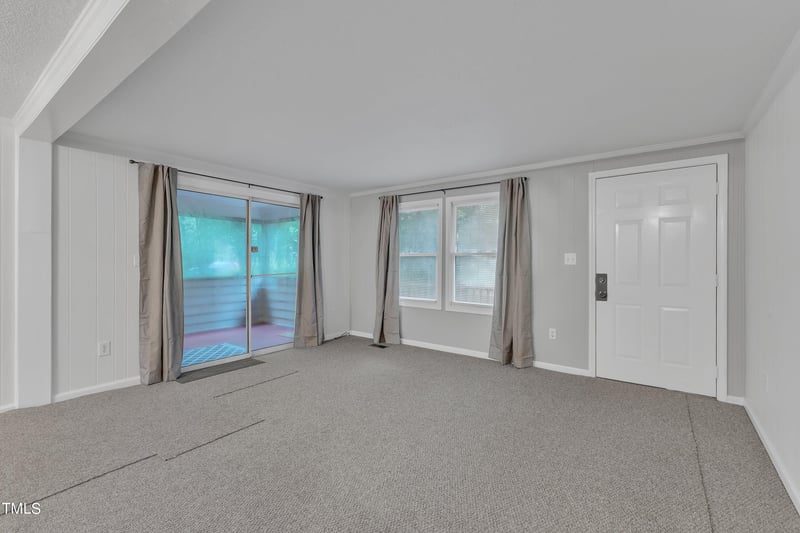 114 Cheshire Dr, Hillsborough, NC 27278