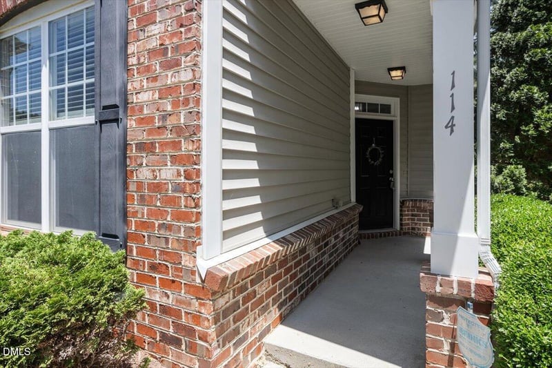 114 Churchview St, Cary, NC 27513