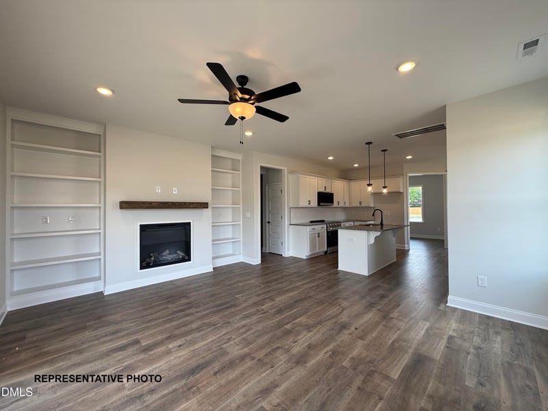 114 Cinnabar St, Clayton, NC 27527
