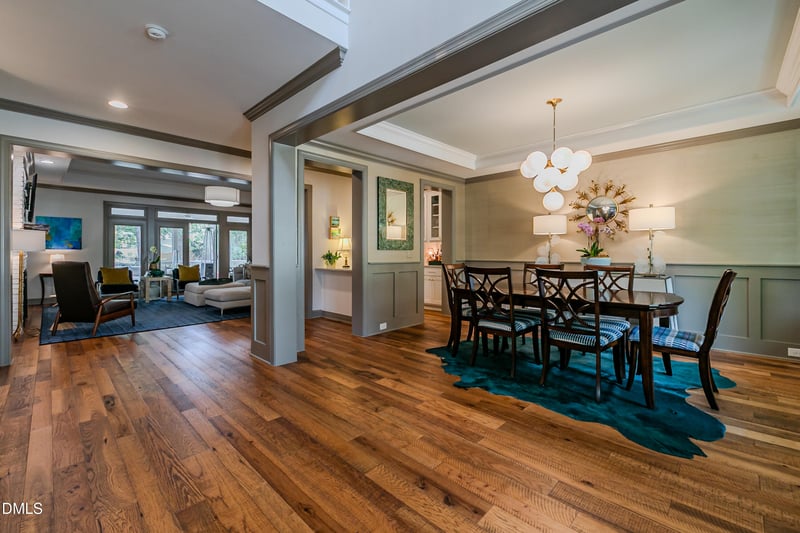 114 Crestview Rd, Raleigh, NC 27609