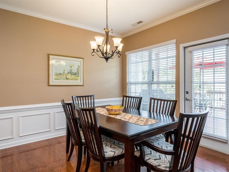 114 Dowington Ln, Cary, NC 27519