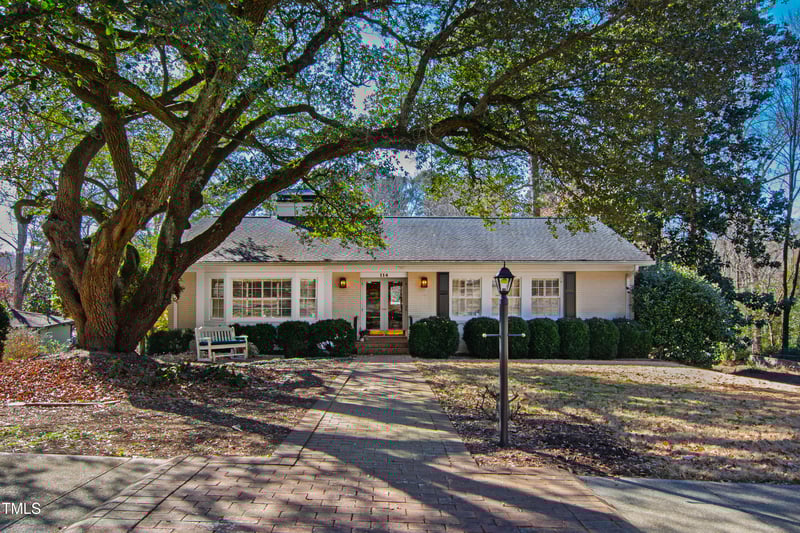 114 Drewry Ln, Raleigh, NC 27609