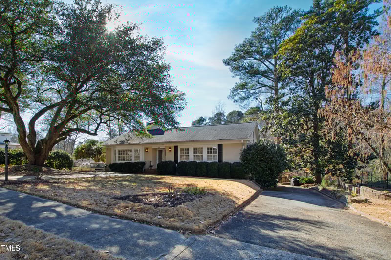 114 Drewry Ln, Raleigh, NC 27609