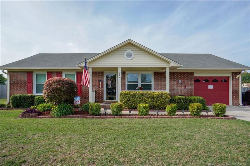 114 Eagle St, Fayetteville, NC 28306
