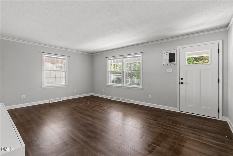 114 Edgewood Dr, Louisburg, NC 27549