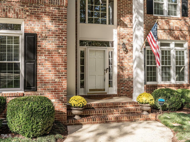 114 N Fern Abbey Ln, Cary, NC 27518