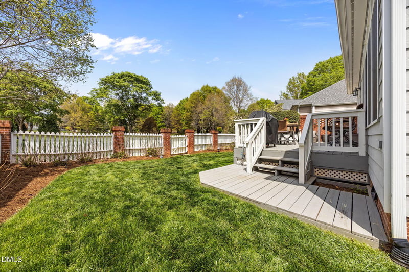 114 Fields Cir, Chapel Hill, NC 27516