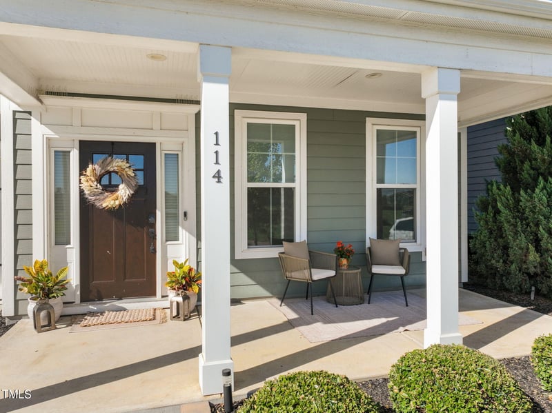 114 Flanders Ln, Clayton, NC 27520