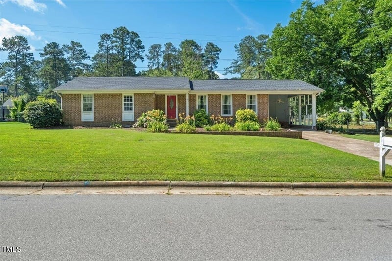 114 Haywood St, Wendell, NC 27591