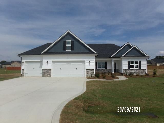114 Heath Dr, Lillington, NC 27546