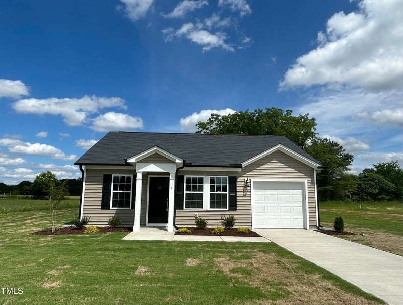 114 Johnson Ridge Way, Four Oaks, NC 27524