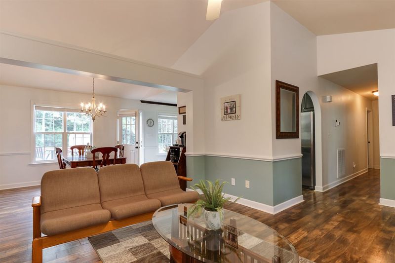 114 Kayleigh Ct, Willow Springs, NC 27592