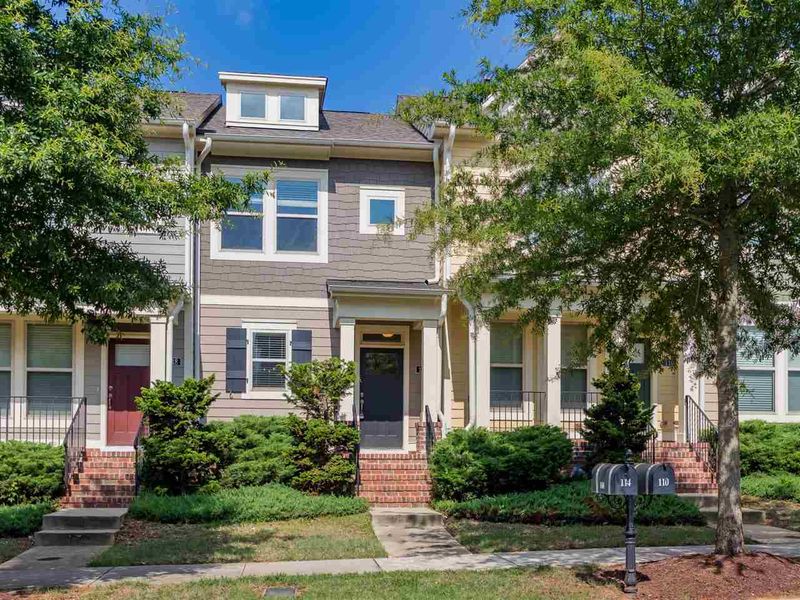 114 Kiley St, Chapel Hill, NC 27516
