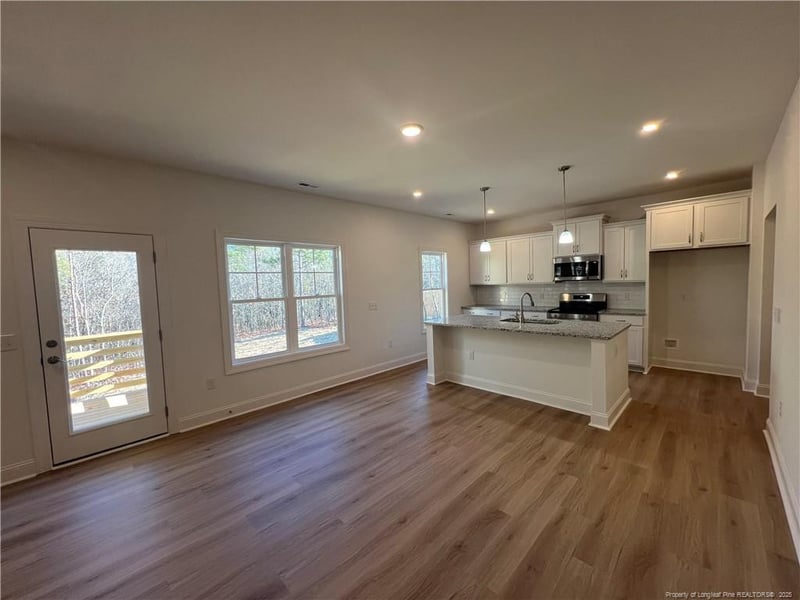 114 Kingwood Dr, Lillington, NC 27546