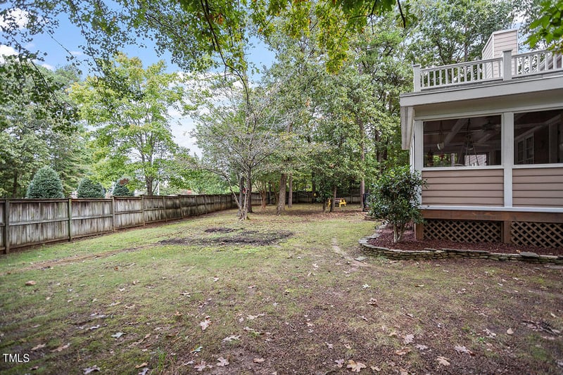 114 Leblanc Ct, Cary, NC 27513