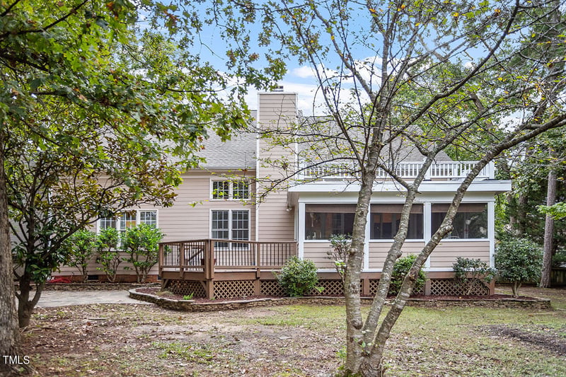 114 Leblanc Ct, Cary, NC 27513