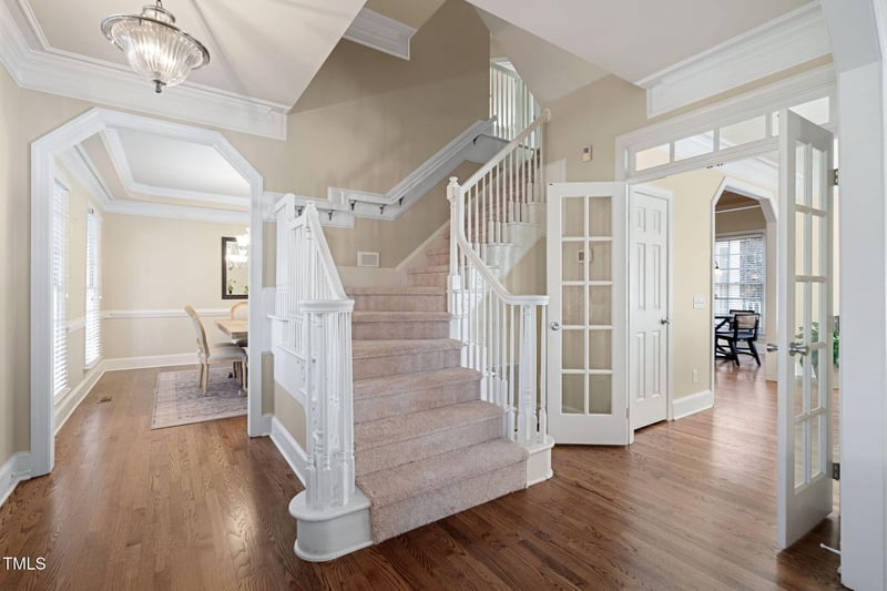 114 Legault Dr, Cary, NC 27513