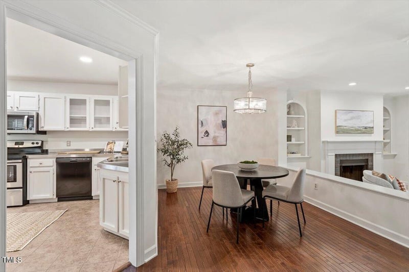 114 Loch Bend Ln, Cary, NC 27518