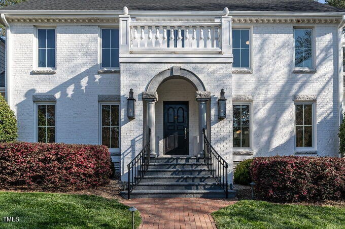 114 Lochinvar Ct, Cary, NC 27511