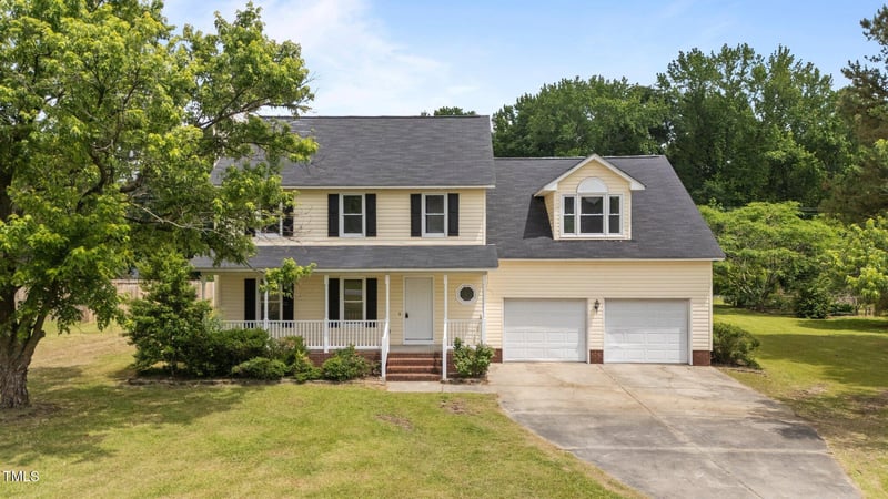 114 Lynnville Ct, Lillington, NC 27546