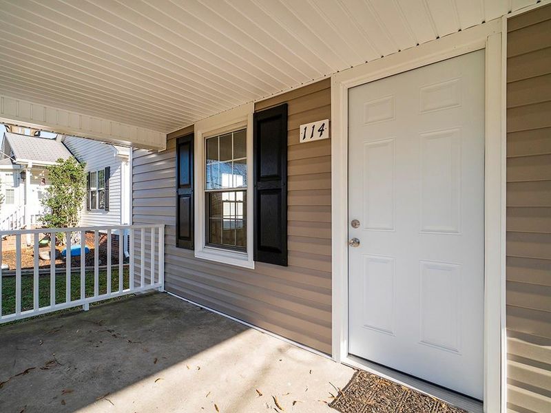 114 Markham St, Burlington, NC 27215