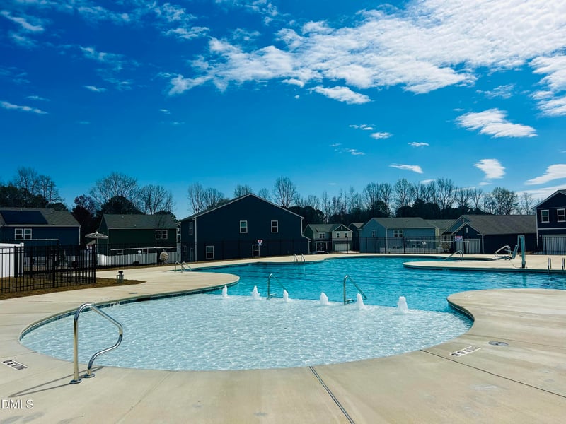 114 S Meyers Ct, Clayton, NC 27520