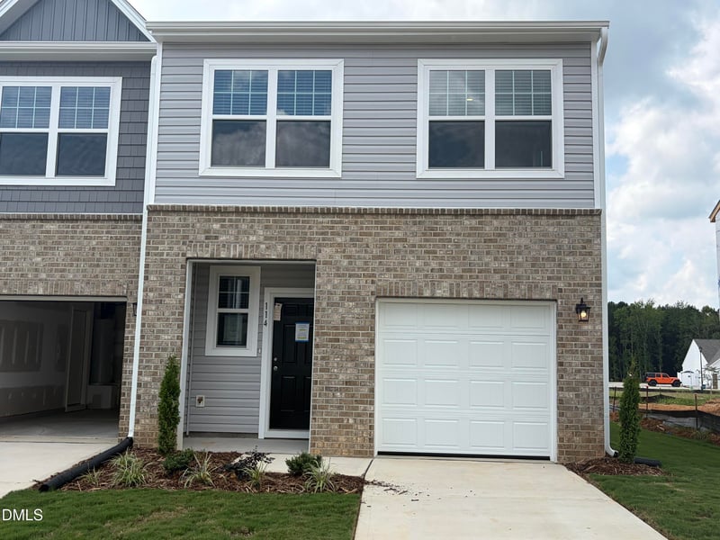 114 S Meyers Ct, Clayton, NC 27520