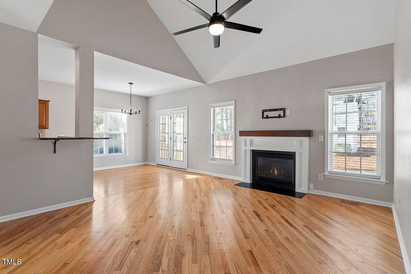 114 Moravia Ln, Cary, NC 27513