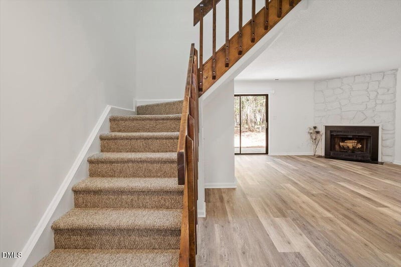 114 Mossbark Ln, Chapel Hill, NC 27514