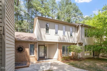 114 Mossbark Ln, Chapel Hill, NC 27514