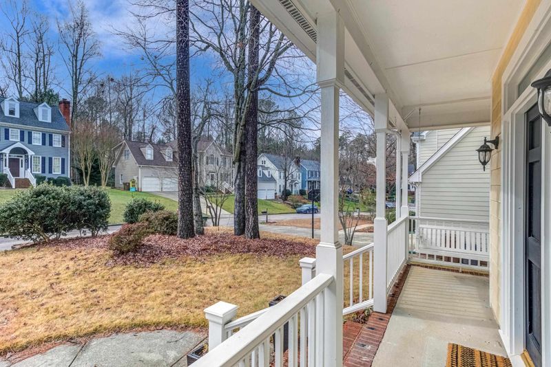 114 Parkcrest Dr, Cary, NC 27519