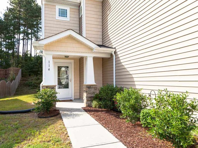 114 Rosebud Ln, Durham, NC 27704