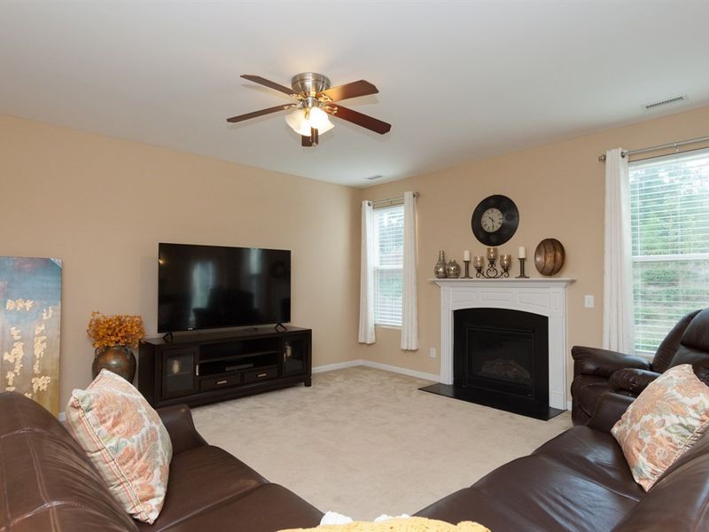 114 Rosebud Ln, Durham, NC 27704