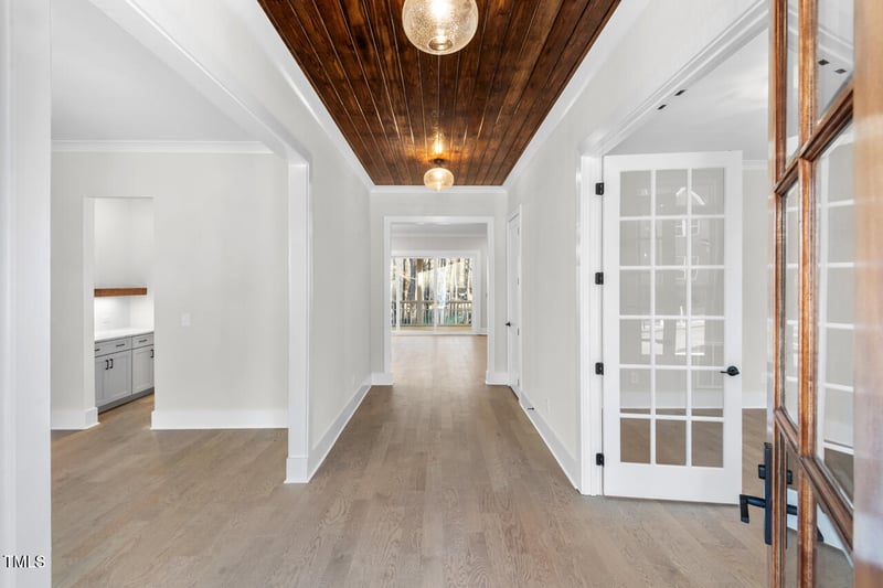 114 Sanderway Dr, Chapel Hill, NC 27516