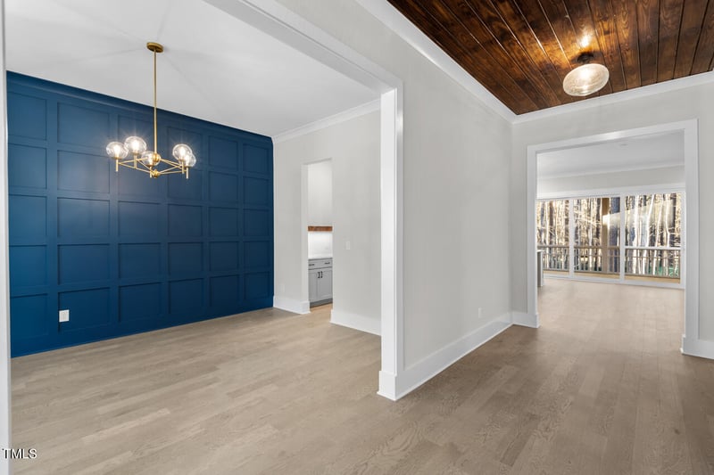 114 Sanderway Dr, Chapel Hill, NC 27516