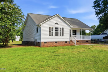 114 Serenity Dr, Smithfield, NC 27577