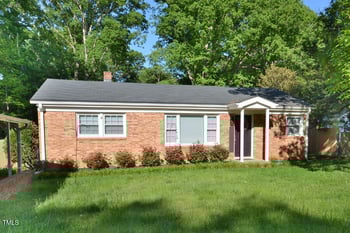 114 Short St, Hillsborough, NC 27278