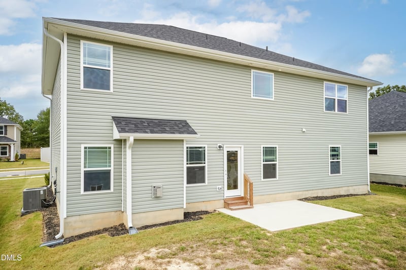114 Southern Estates Dr, Sanford, NC 27330